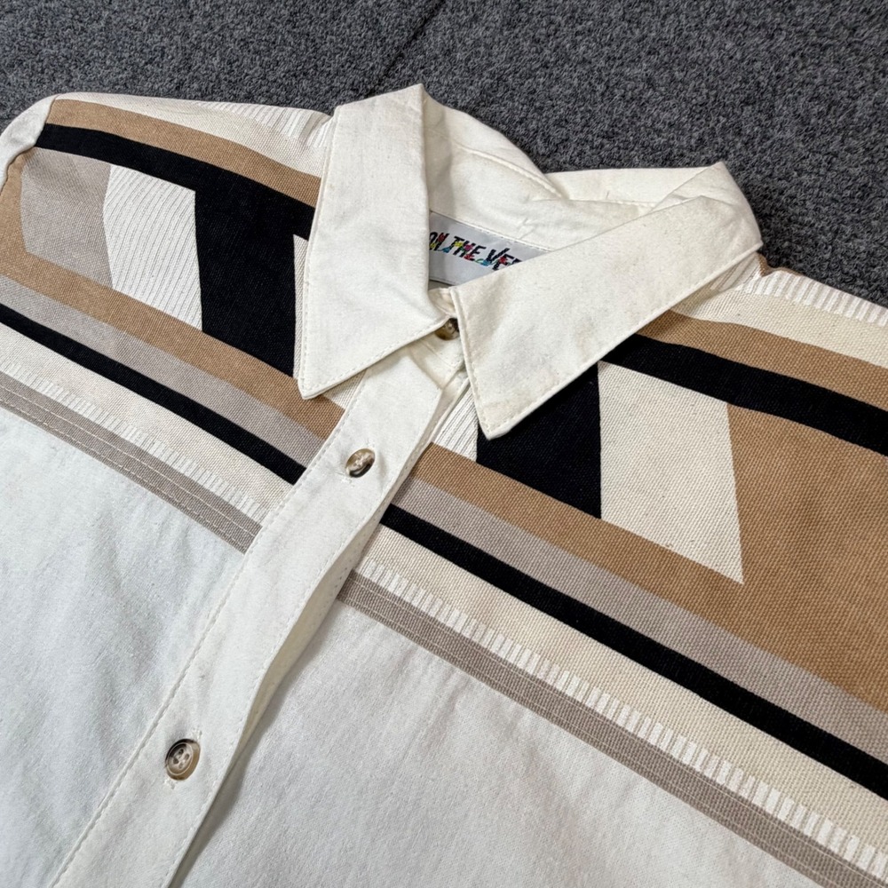 On The Verge Vintage Southwestern Geometric Button Up Shirt White Men Medium USA